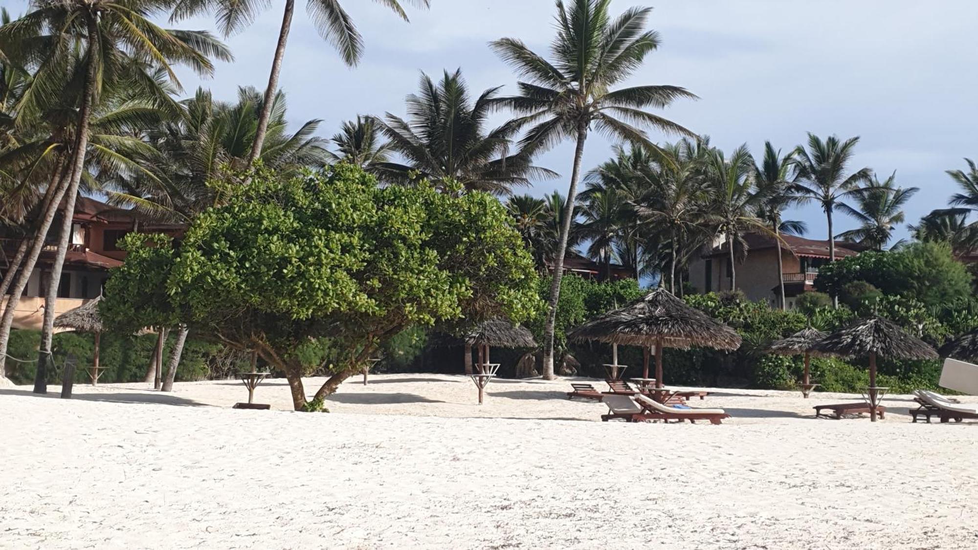 Marijani Holiday Resort Watamu Exteriör bild